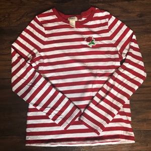 Forever 21 Rose Embroidered Long Sleeve Tee 🌹